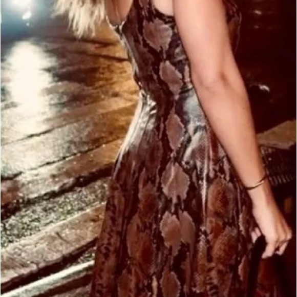 7 For All Mankind Faux Leather snakeskin Dress Sleeveless Midi. XS NWTs - Picture 4 of 17